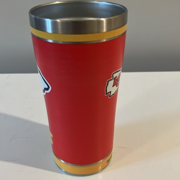 Kansas City Chiefs Tervis 20oz Stainless steel beverage tumbler - Picture 7 of 7